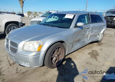 2006 Dodge Magnum Rt z USA, uszkodzony, nr VIN 2D4GV572X6H179840